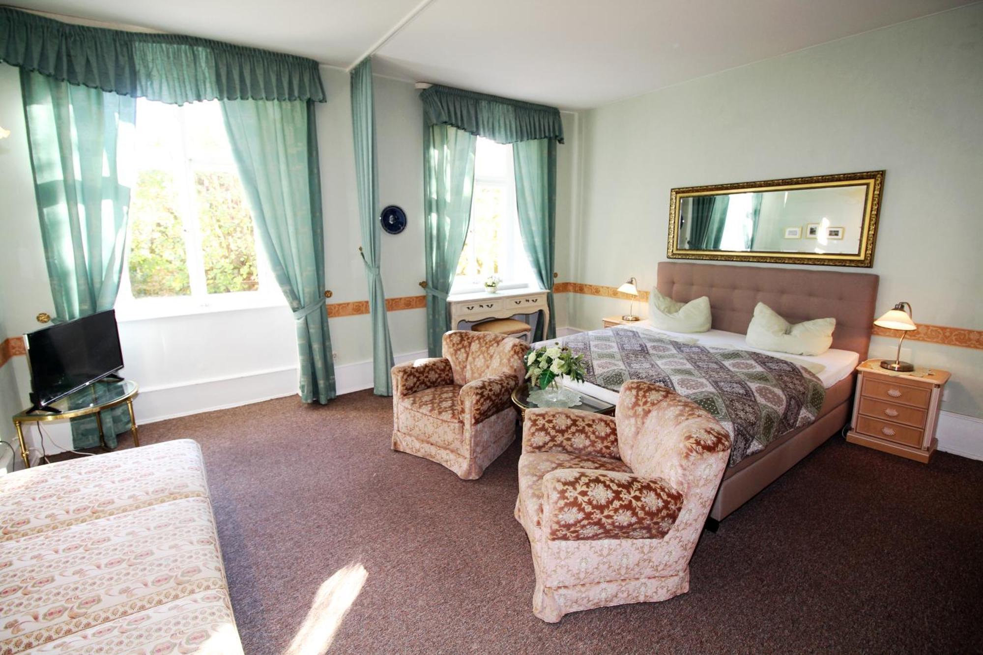 Historisches Hotel Zum Schwan Bad Karlshafen Εξωτερικό φωτογραφία