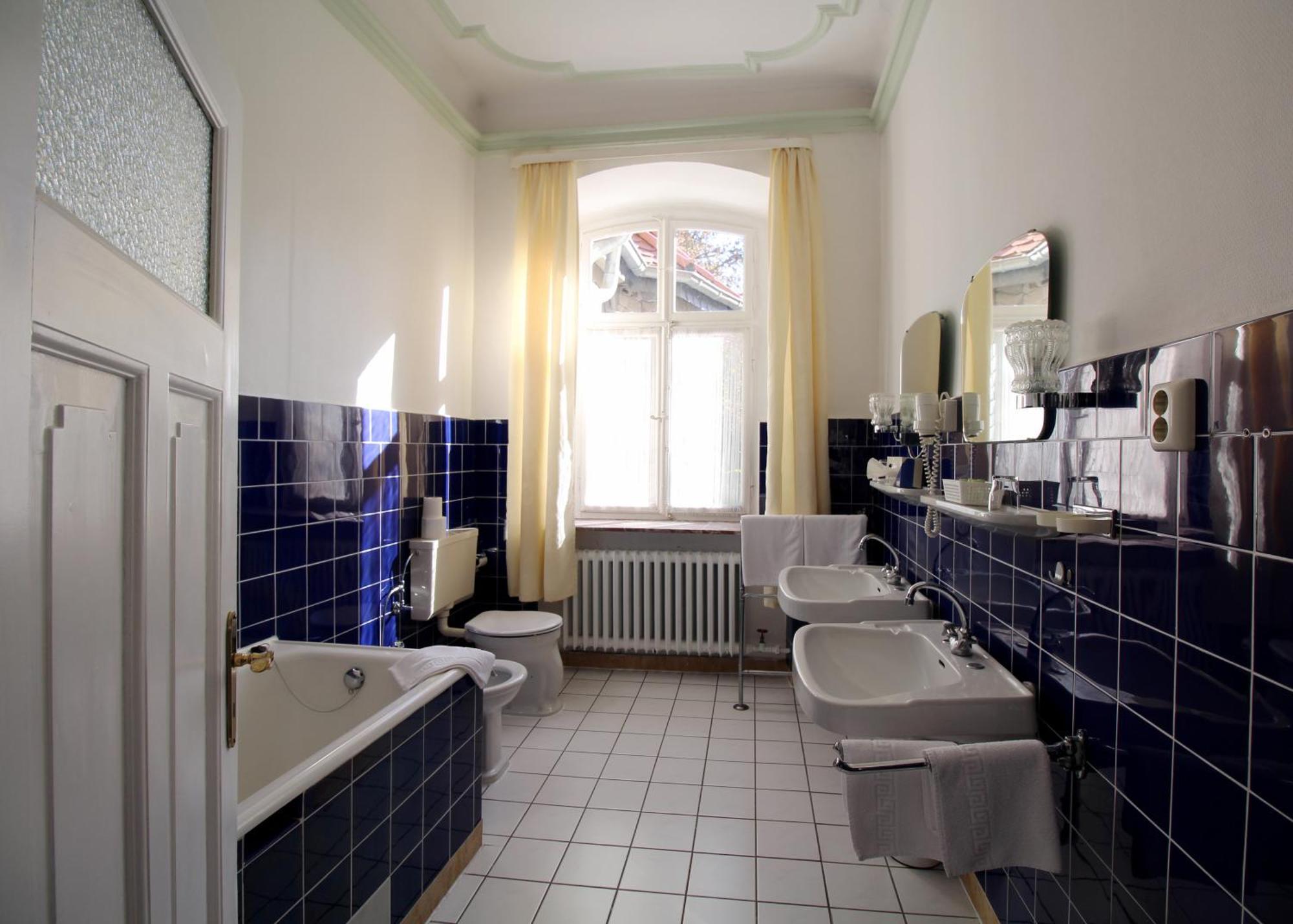 Historisches Hotel Zum Schwan Bad Karlshafen Εξωτερικό φωτογραφία